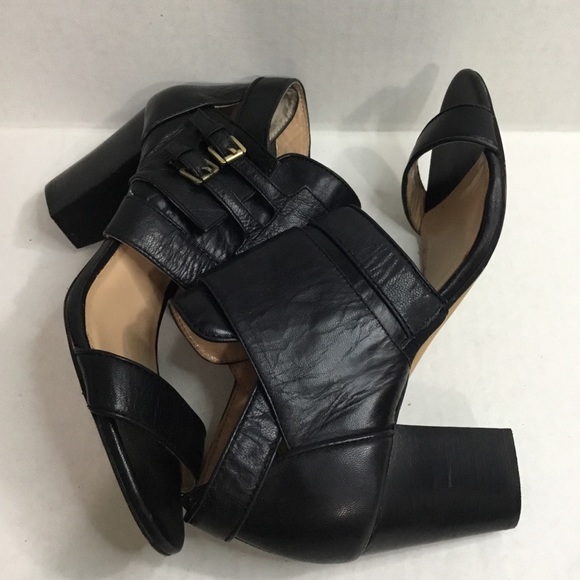 BCBGeneration Black Leather Ankle Strap Heel/Pump - Picture 6 of 14